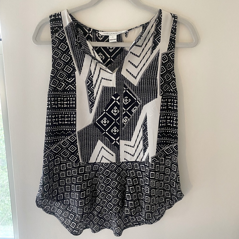 Diane Von Furstenberg Patterned Blouse